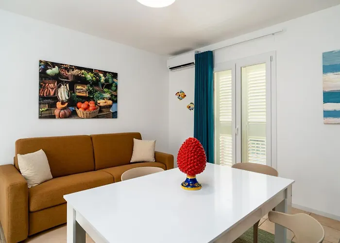 Sea Luna Rossa Holiday home *